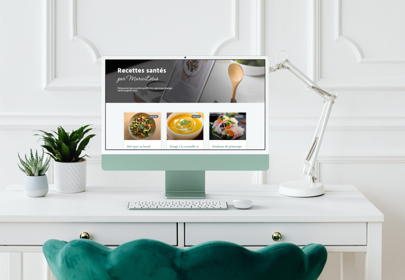 Mockup écran ordi avec site web de Marie Lotus